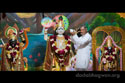 Pujya Deepakbhai Offering Makhan (Indian Butter) to Lord Shree Krishna